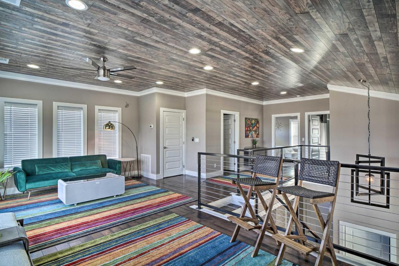 Spacious Sevierville Home With Hot Tub! Eksteriør billede