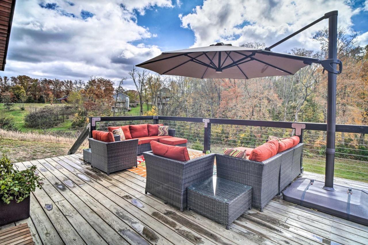 Spacious Sevierville Home With Hot Tub! Eksteriør billede